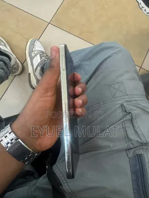 Tecno Spark 20 256 GB Gold