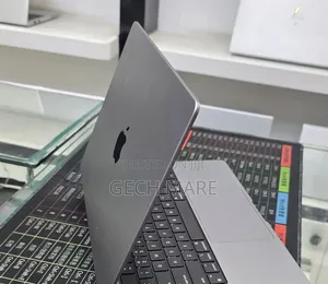 New Laptop Apple MacBook Pro 2021 M1 16GB Apple M1 Pro SSD 512GB