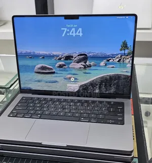 New Laptop Apple MacBook Pro 2021 M1 16GB Apple M1 Pro SSD 512GB