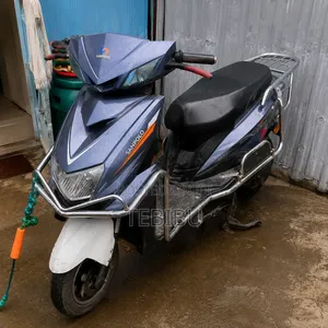 Piaggio 2025 Black