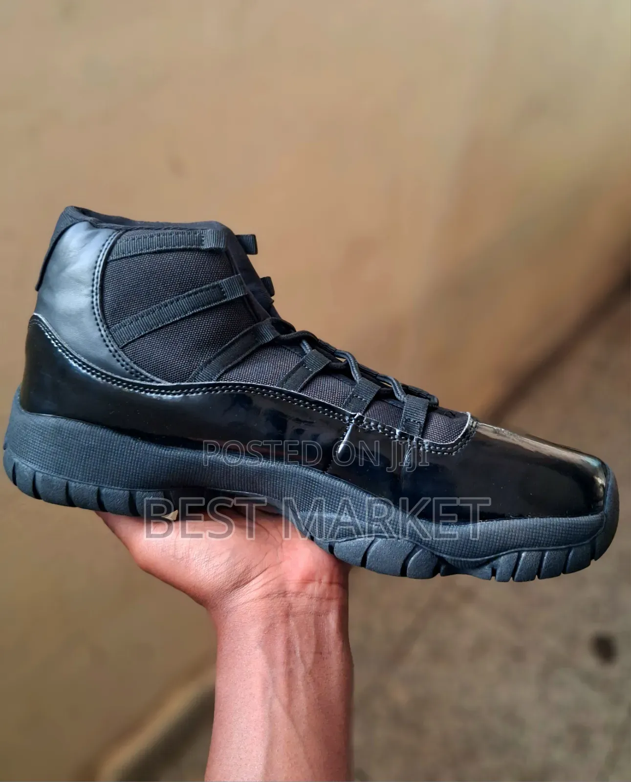 Jordan 11 (Family)