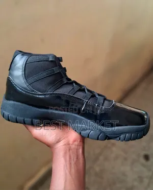 Jordan 11 (Family)