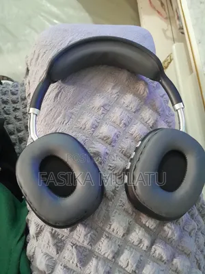P9 Headset