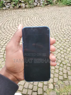 New Apple iPhone 13 128 GB Blue