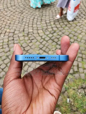 New Apple iPhone 13 128 GB Blue