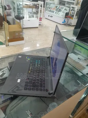 New Laptop Asus ROG Strix G15 16GB Intel Core i9 SSD 1T