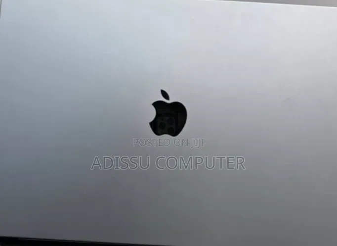 New Laptop Apple MacBook Pro 2019 32GB Apple M1 Pro SSD 512GB