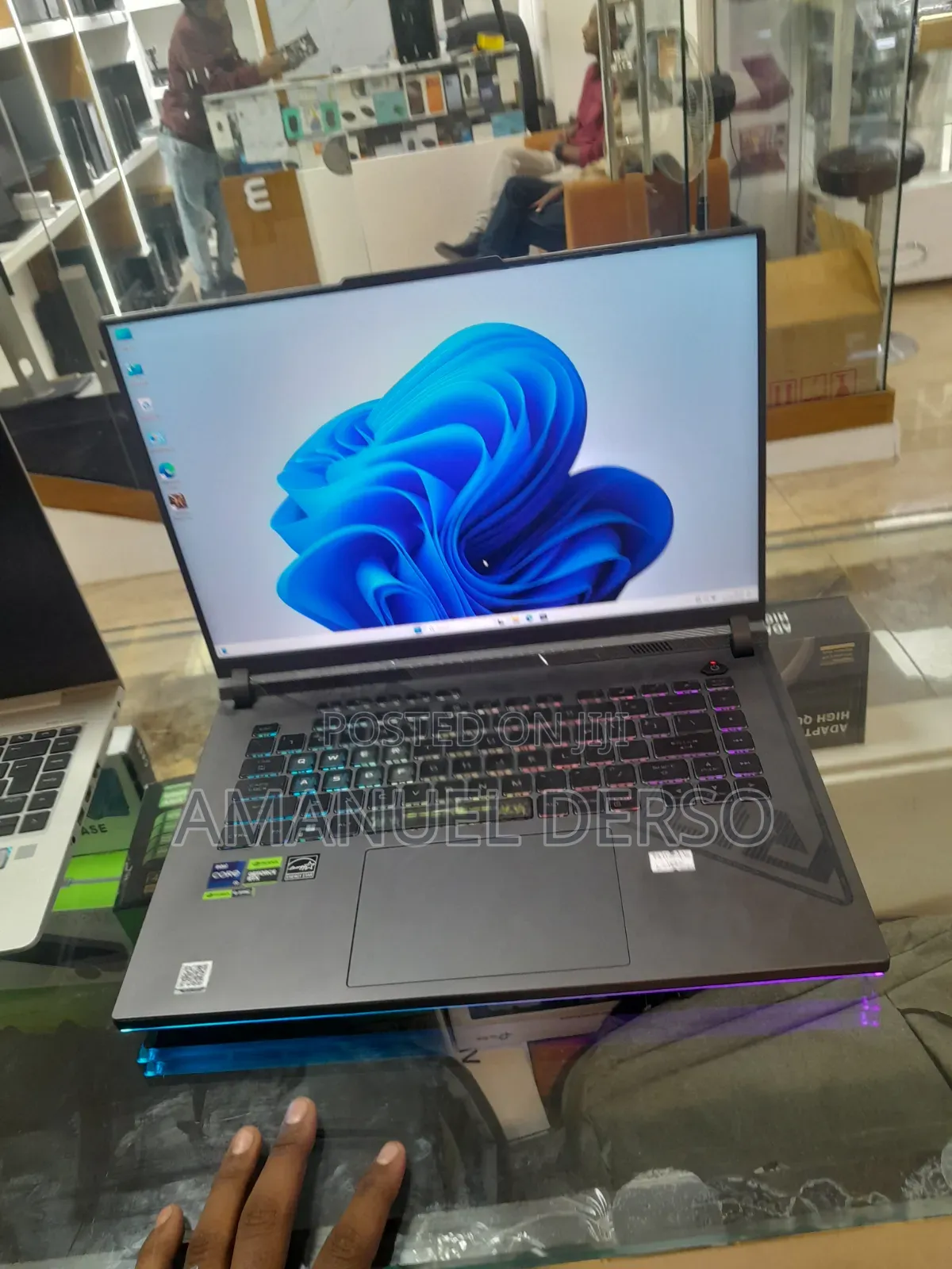 New Laptop Asus ROG Strix G15 16GB Intel Core i9 SSD 1T