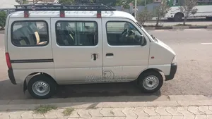 Suzuki Eeco 2024 Silver