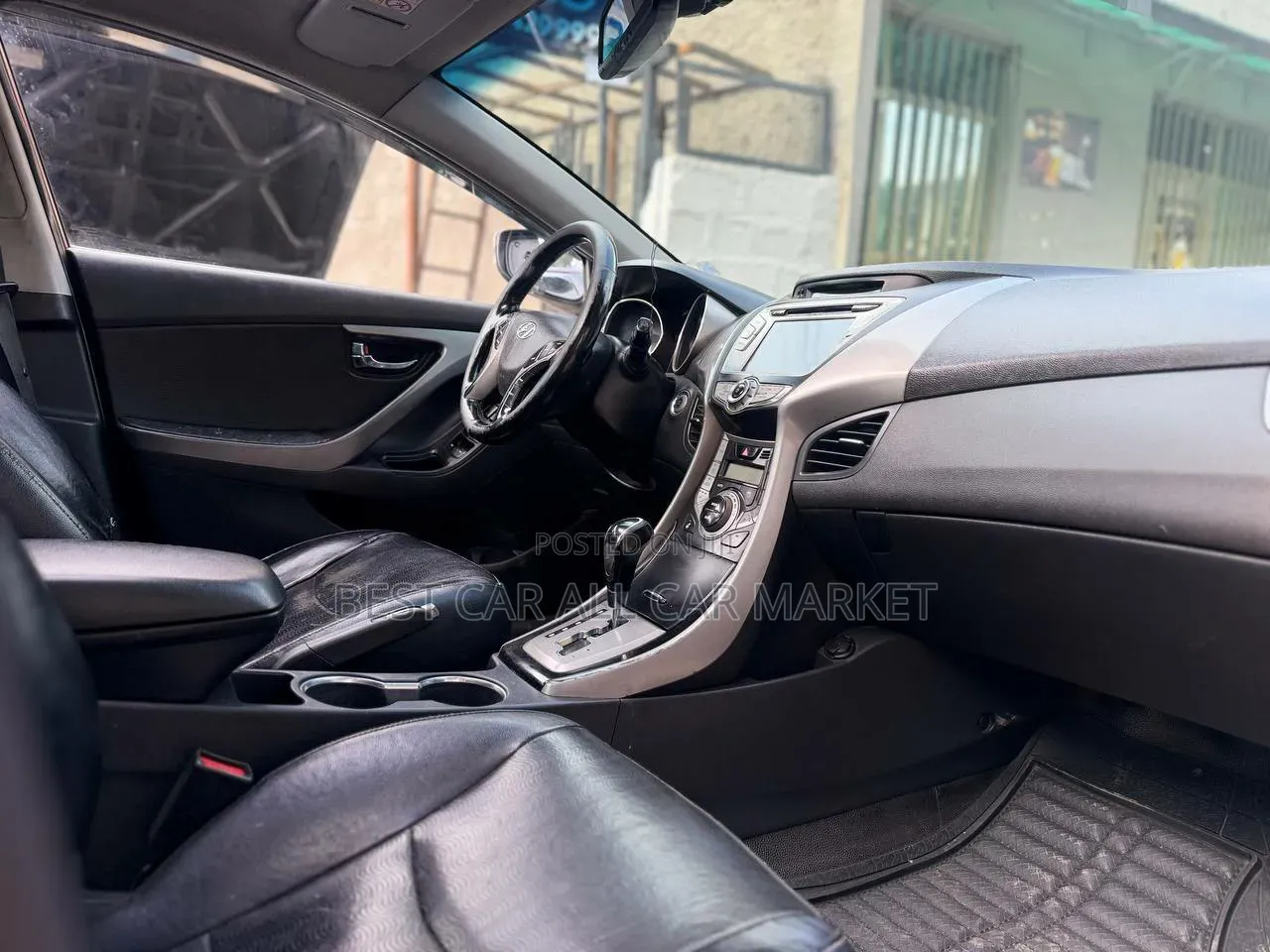 Hyundai Avante 2013