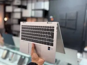 New Laptop HP EliteBook 830 G9 16GB Intel Core i5 SSD 512GB