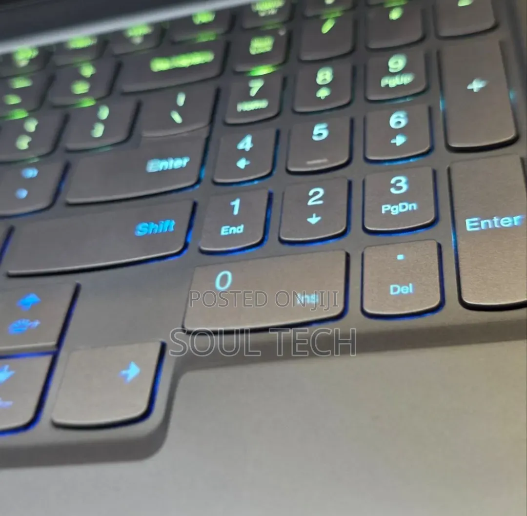 New Laptop Lenovo Legion 7 32GB AMD Ryzen 9 SSD 1T
