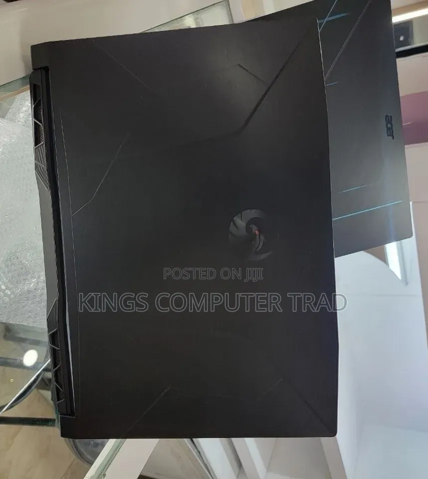 New Laptop MSI GF63 16GB AMD Ryzen 5 SSD 512GB