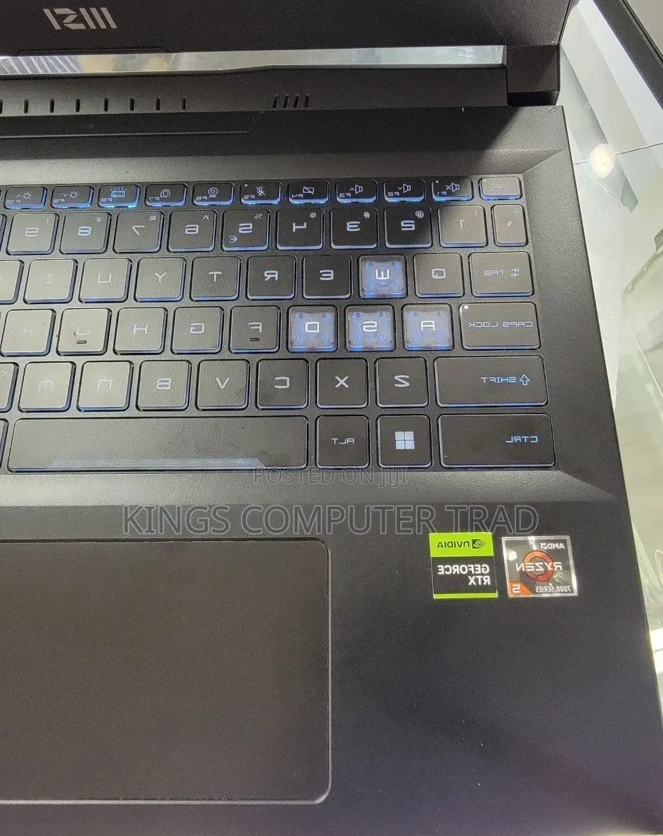New Laptop MSI GF63 16GB AMD Ryzen 5 SSD 512GB