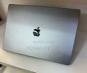New Laptop Apple MacBook Pro 2021 M1 32GB SSD 512GB