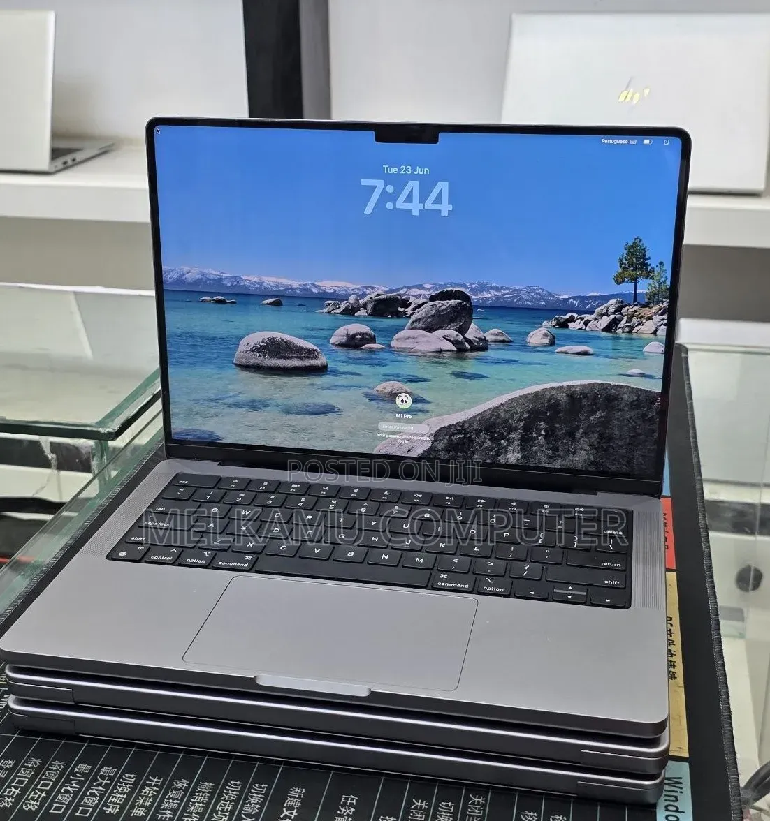 New Laptop Apple MacBook Pro 2021 M1 16GB Apple M1 SSD 512GB