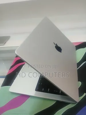 New Laptop Apple MacBook Pro 2021 M1 16GB Apple M1 Pro SSD 512GB