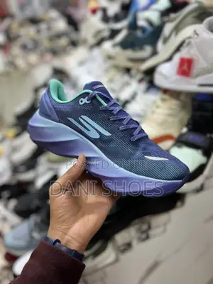 Skecher Aero Burst