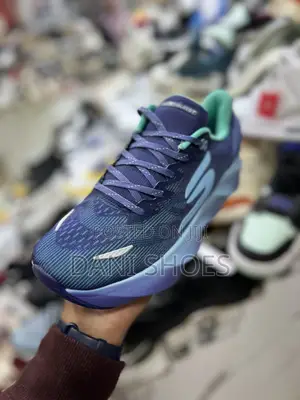 Skecher Aero Burst