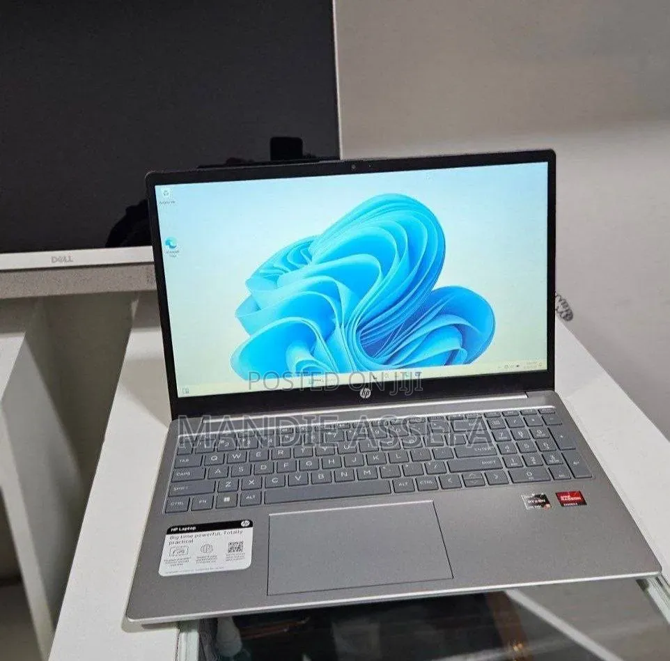 New Laptop HP Stream Notebook 16GB AMD Ryzen 5 SSD 256GB