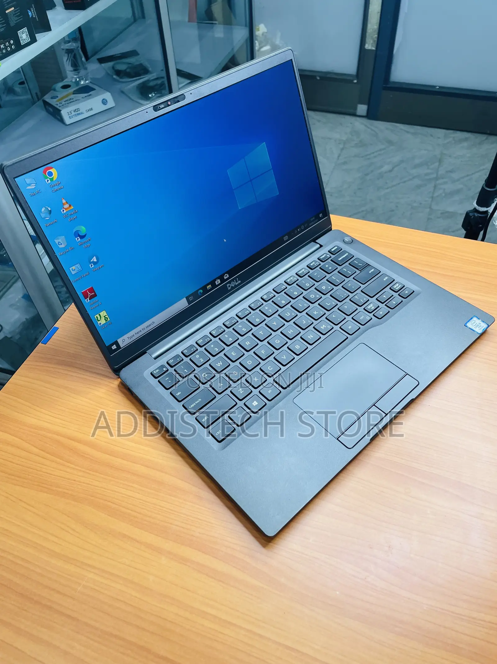 New Laptop Dell Latitude 7400 8GB Intel Core i7 SSD 256GB