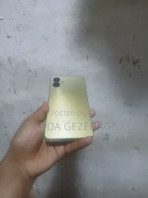 Samsung Galaxy A06 128 GB Gold