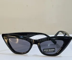 Glass Steve Madden