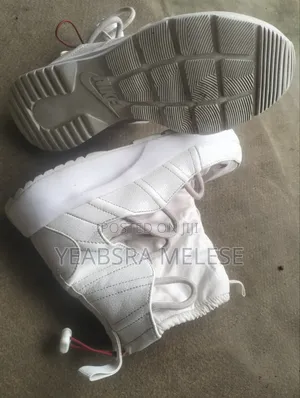 Bonda Shoe