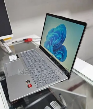 New Laptop HP Stream Notebook 16GB AMD Ryzen 5 SSD 256GB