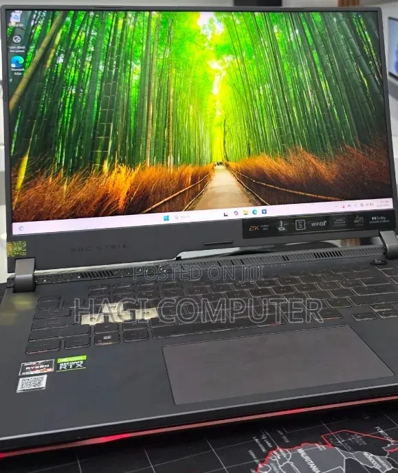 New Laptop Asus ROG Strix G16 16GB AMD Ryzen 9 SSD 512GB