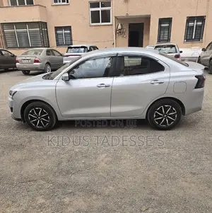 Suzuki Dzire 2025 Silver