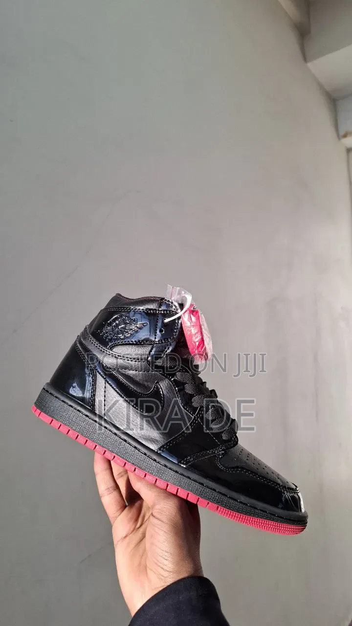 Jordan 1 Black Og