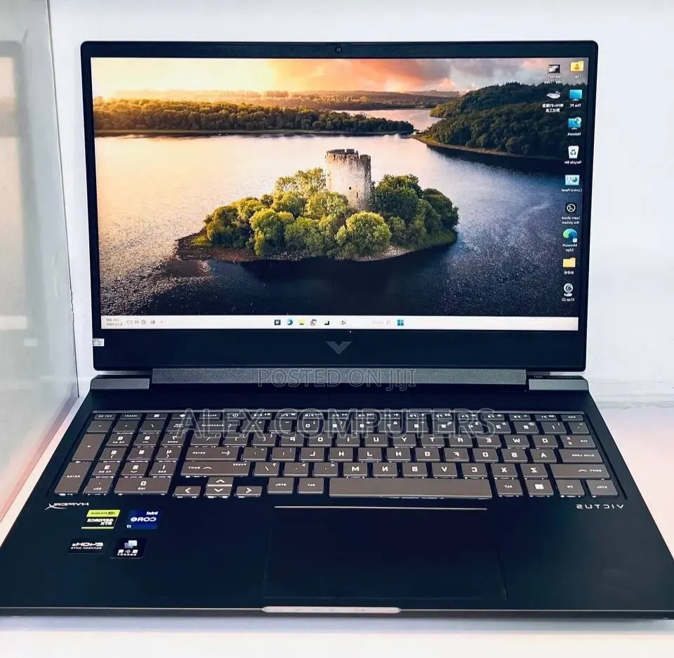 New Laptop HP Victus 16 16GB Intel Core i7 SSD 1T
