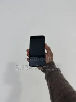 Apple iPhone 11 64 GB Black