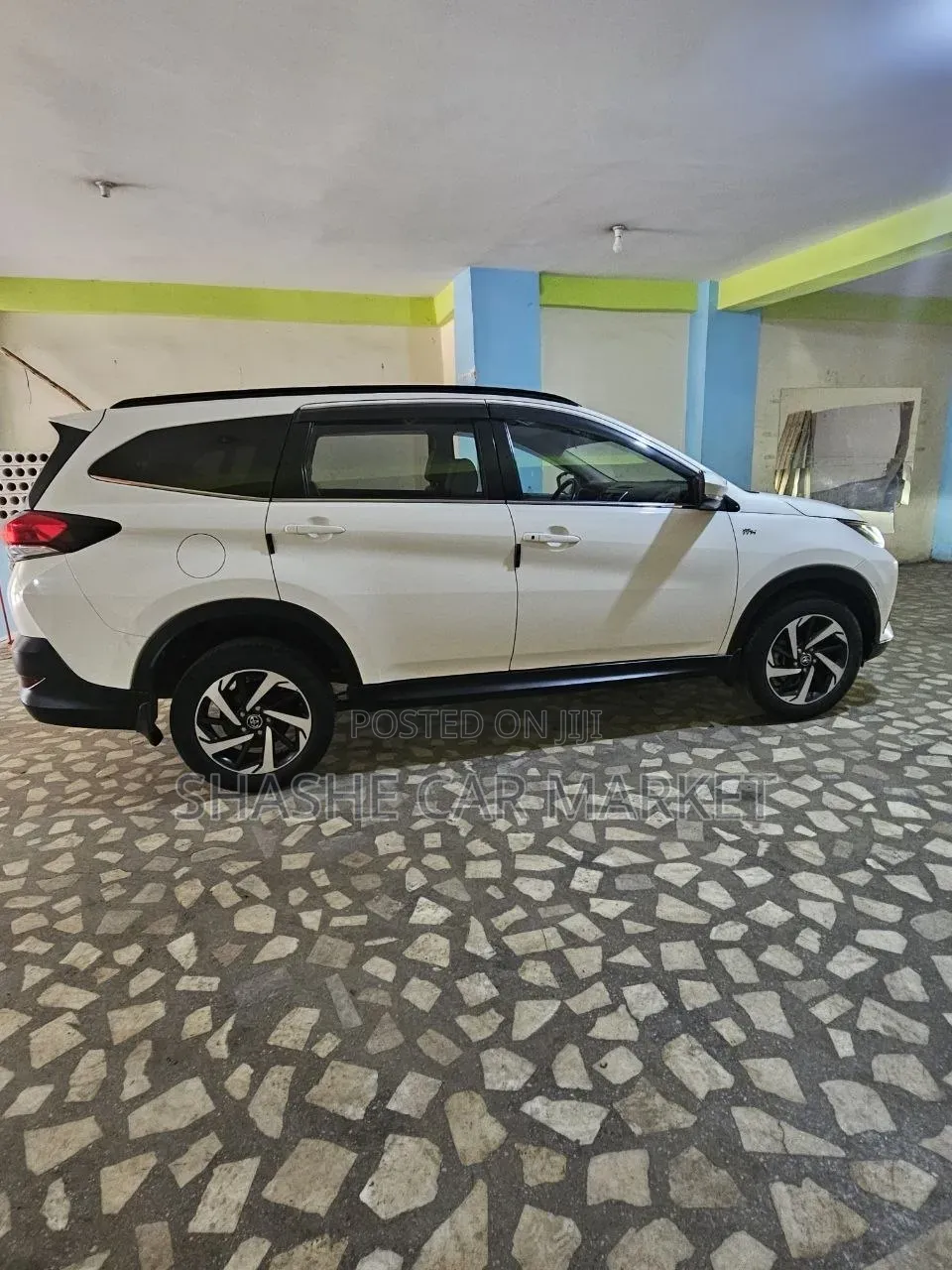 Toyota Rush 2023 White