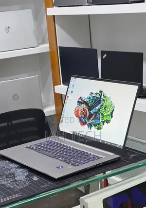 New Laptop HP ZBook Fury 15 G8 32GB Intel Core i9 SSD 512GB