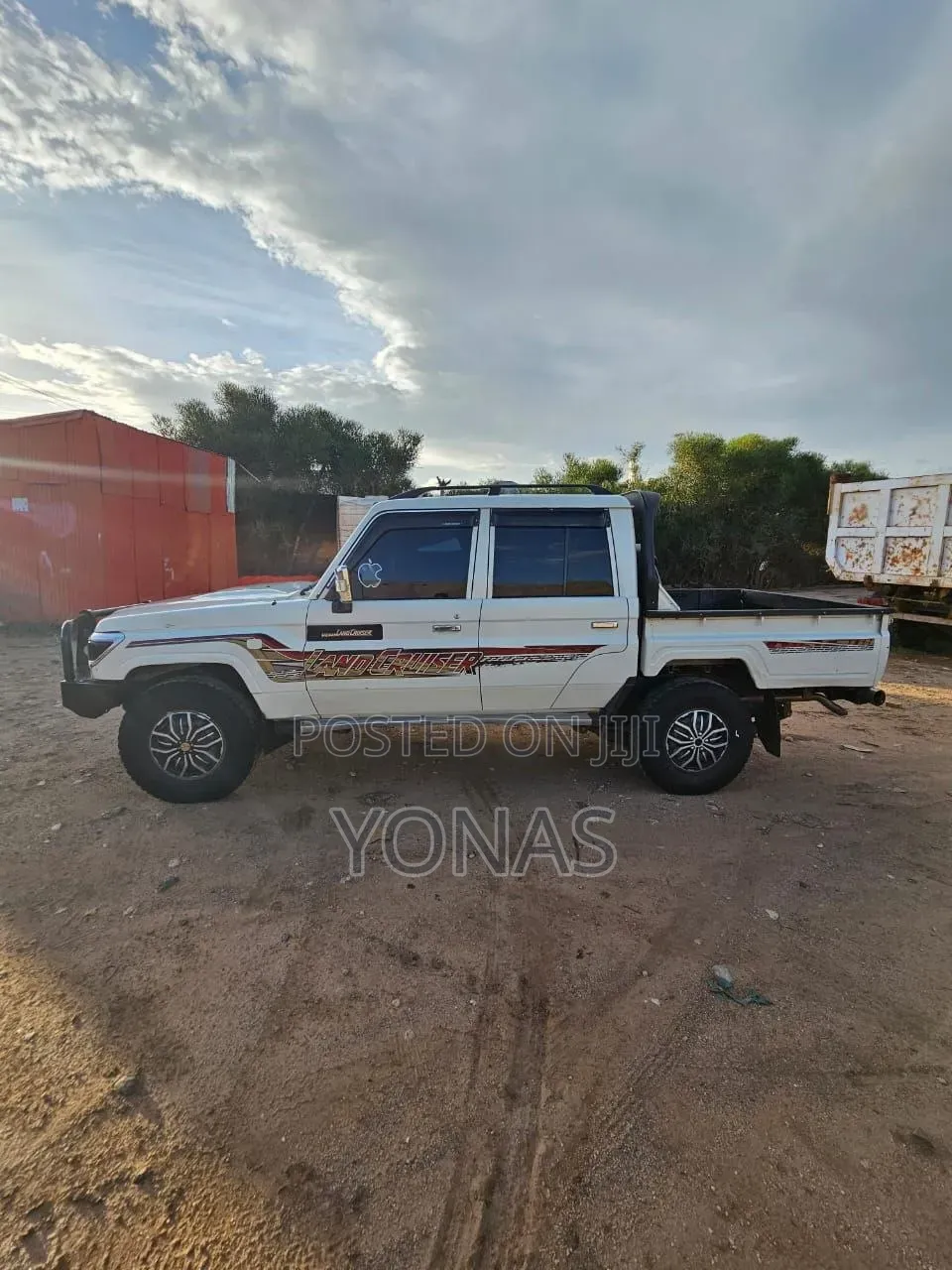 Toyota Land Cruiser 2020 White