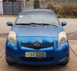 Toyota Yaris 2010 Blue
