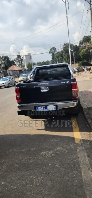 Toyota Hilux 2012