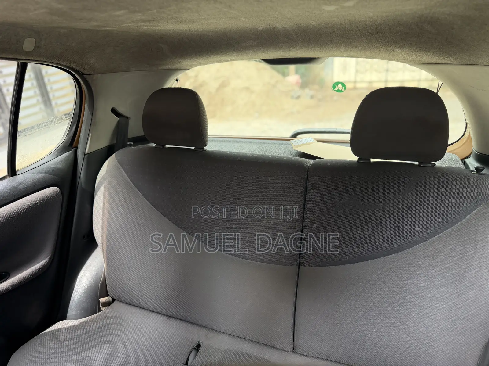 Toyota Vitz 2004 Gold