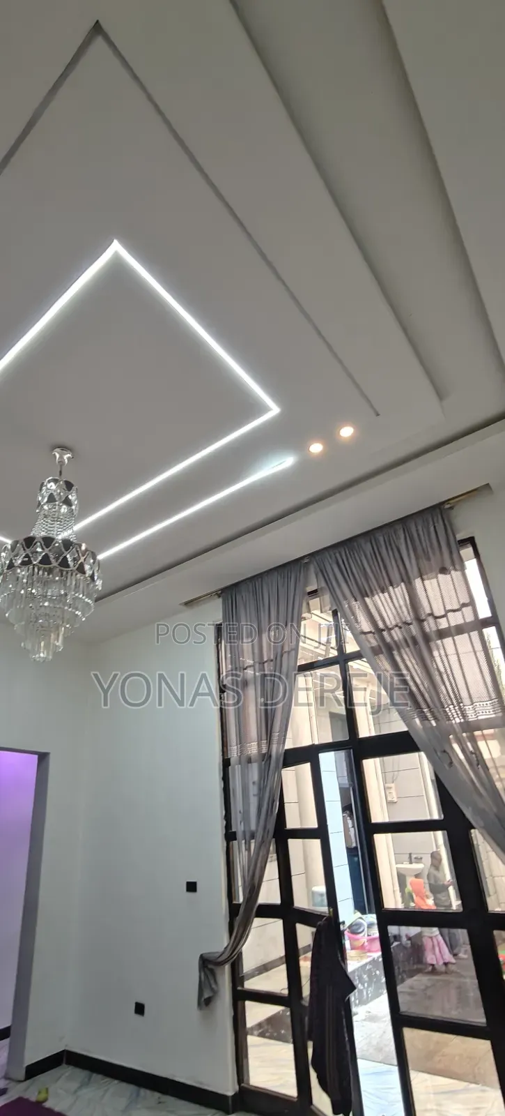 Furnished 5bdrm House in ዱከም, East Shewa for sale