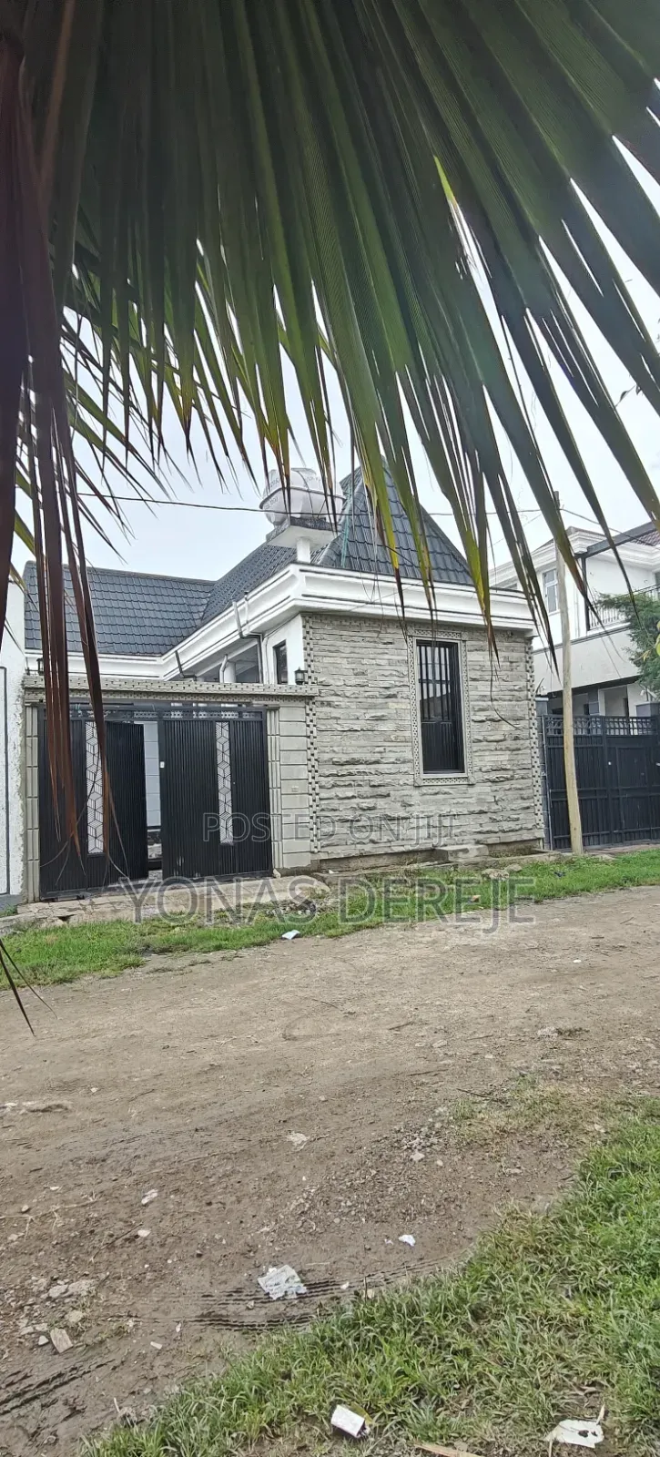 Furnished 5bdrm House in ዱከም, East Shewa for sale