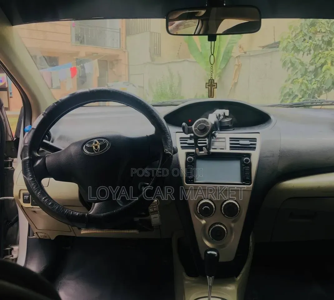 Toyota Yaris 2007 Silver