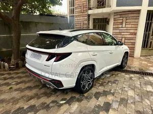 Hyundai Tucson 2021 White