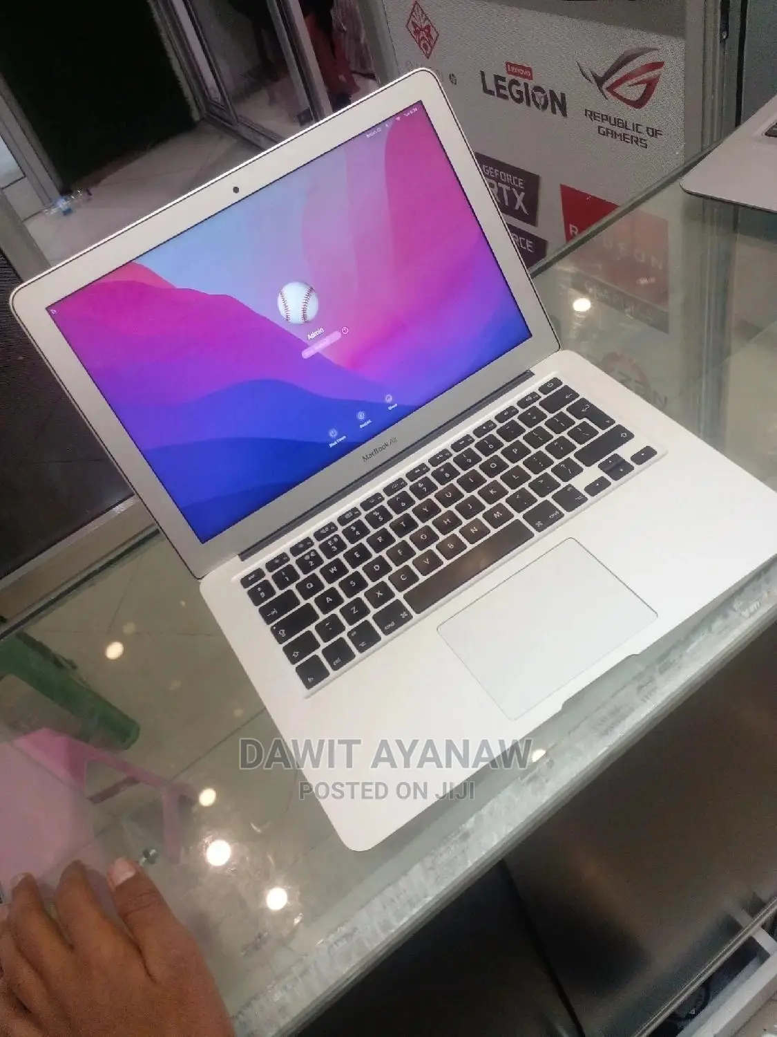 New Laptop Apple MacBook Air 2017 8GB Intel Core I5 SSD 128GB