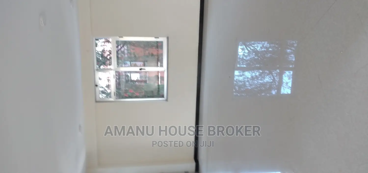 የሚከራይ ቢሮ አአ ካሳንቺስ 450sqm,