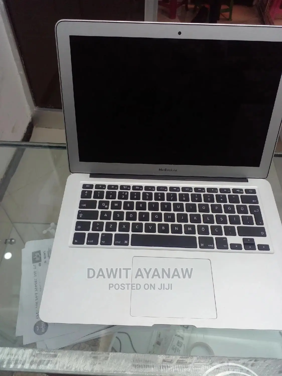 New Laptop Apple MacBook Pro 2011 2GB Intel Core 2 Duo HDD 500GB
