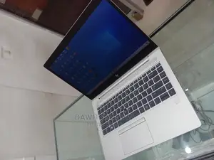 New Laptop HP EliteBook 840 G5 8GB Intel Core I5 SSD 512GB
