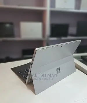 New Laptop Microsoft Surface Pro 4 16GB Intel Core I7 SSD 256GB