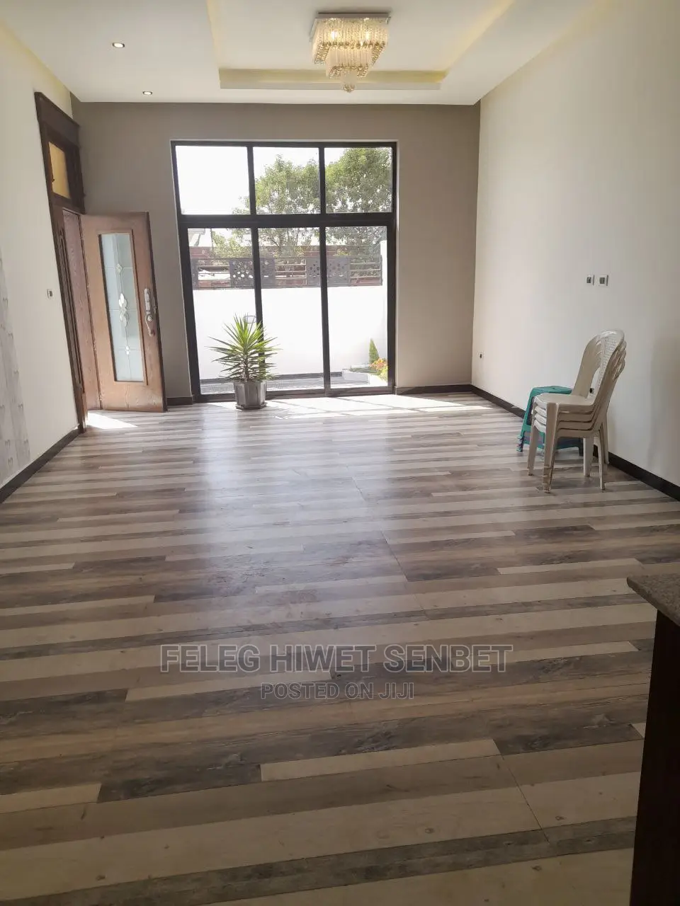 5bdrm Villa in አአ, Bole for Sale